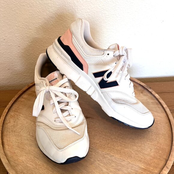 New Balance 997H -Pink & White - Size 9.5 - Picture 2 of 8